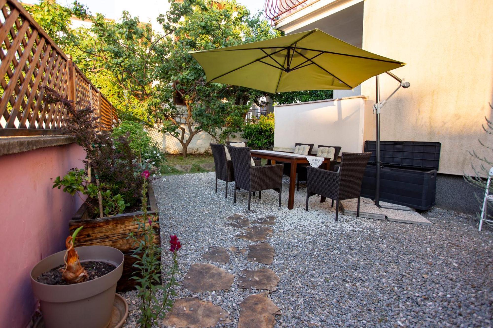 Apartment Beba โรวีน ภายนอก รูปภาพ