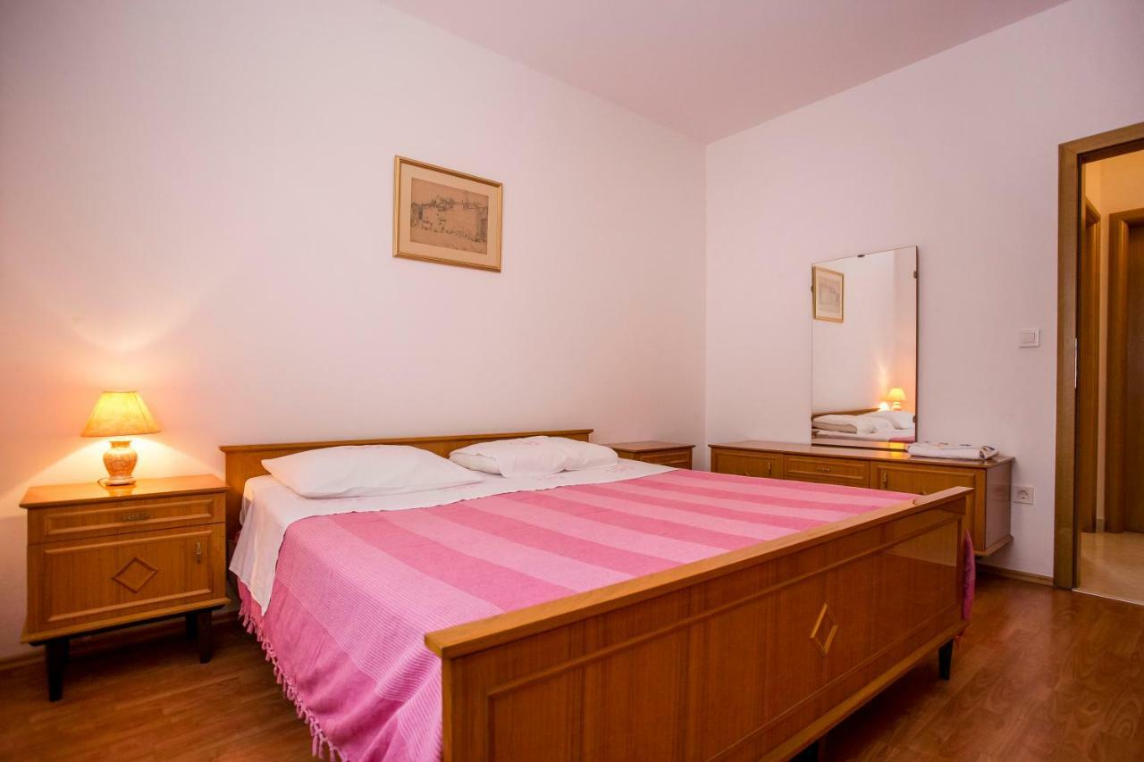 Apartment Beba โรวีน ภายนอก รูปภาพ