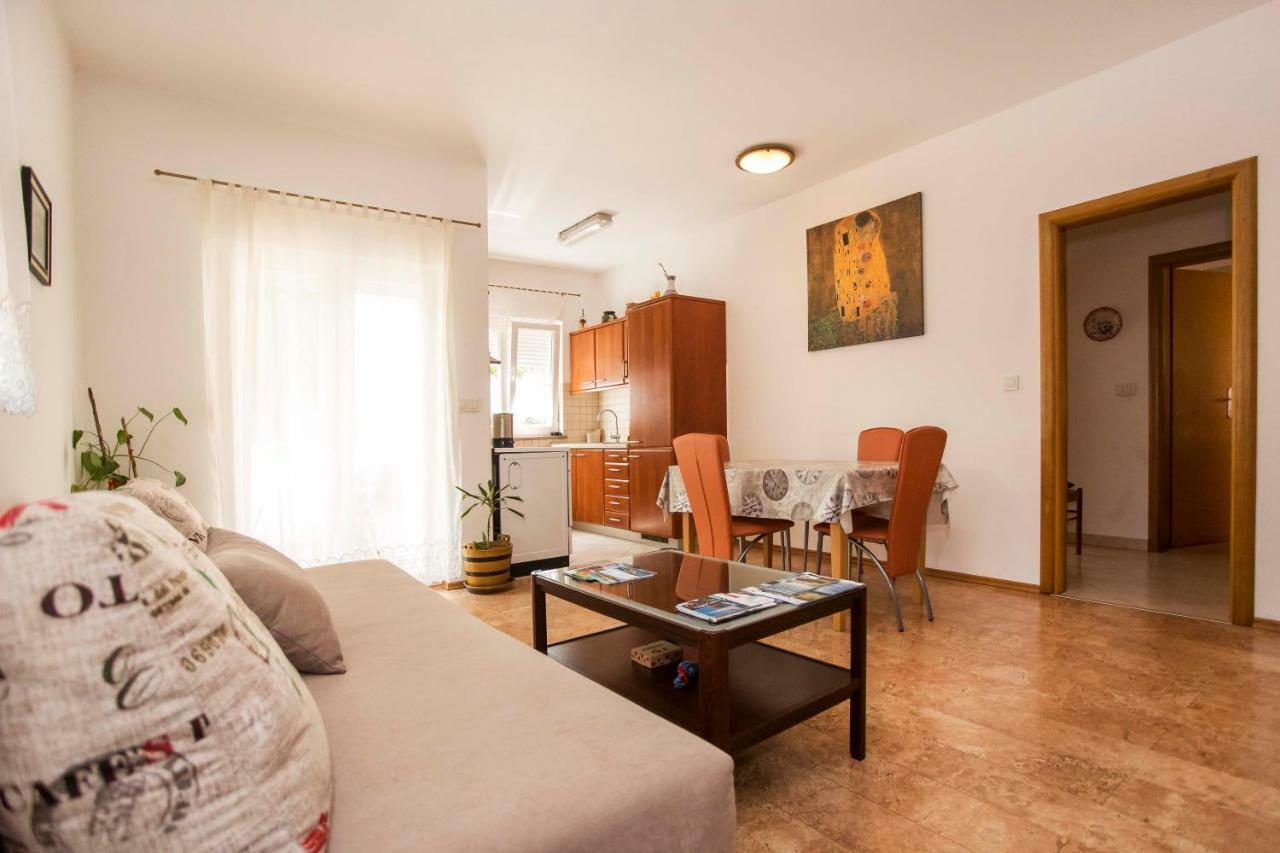 Apartment Beba โรวีน ภายนอก รูปภาพ